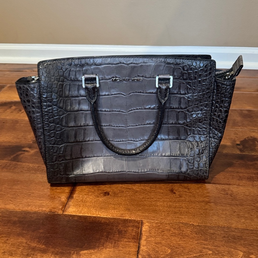Chic Crocodile Embossed Tote